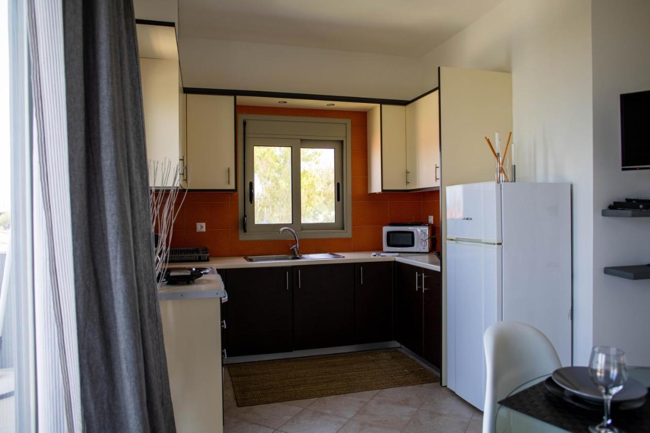 Isola Apartments Ксилокастро Экстерьер фото